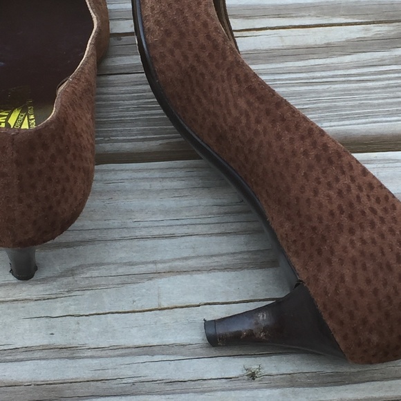 Ferragamo brown Leopard Genuine Suede Leather Pumps size 5B - Picture 7 of 8